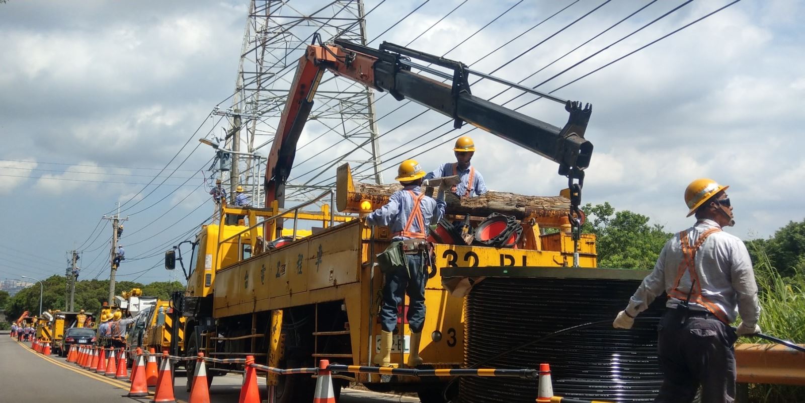 a picture of electricity infrastructure maintenance